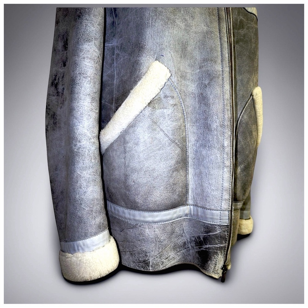 Versace Jeans Couture Distressed Shearling Jacket – Gray | Vintage Luxury - Picture 12 of 16